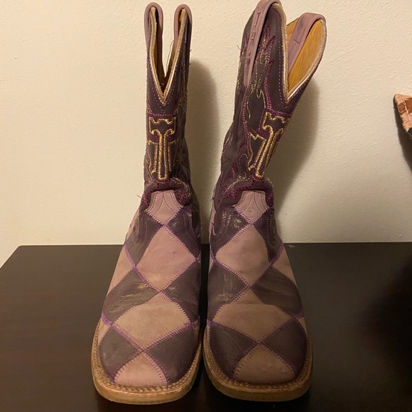 TinHaul Boots - Picture 2 of 6